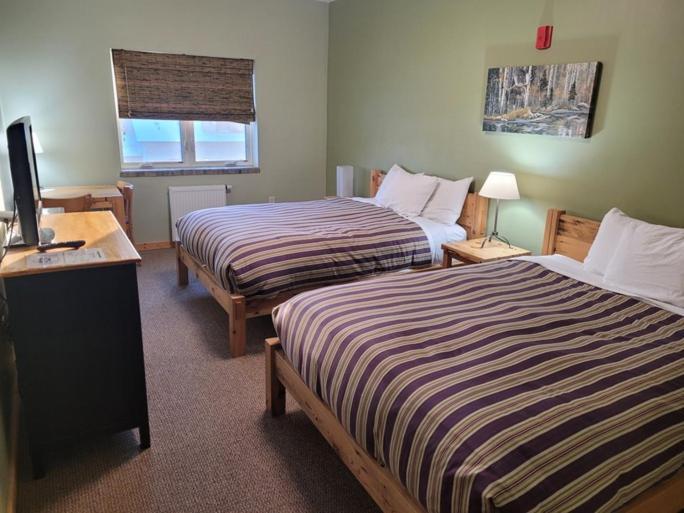 Adventure Inn Ely Екстериор снимка